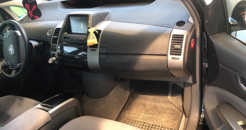 Toyota Prius cena 22900 przebieg: 400331, rok produkcji 2008 z Warszawa małe 56